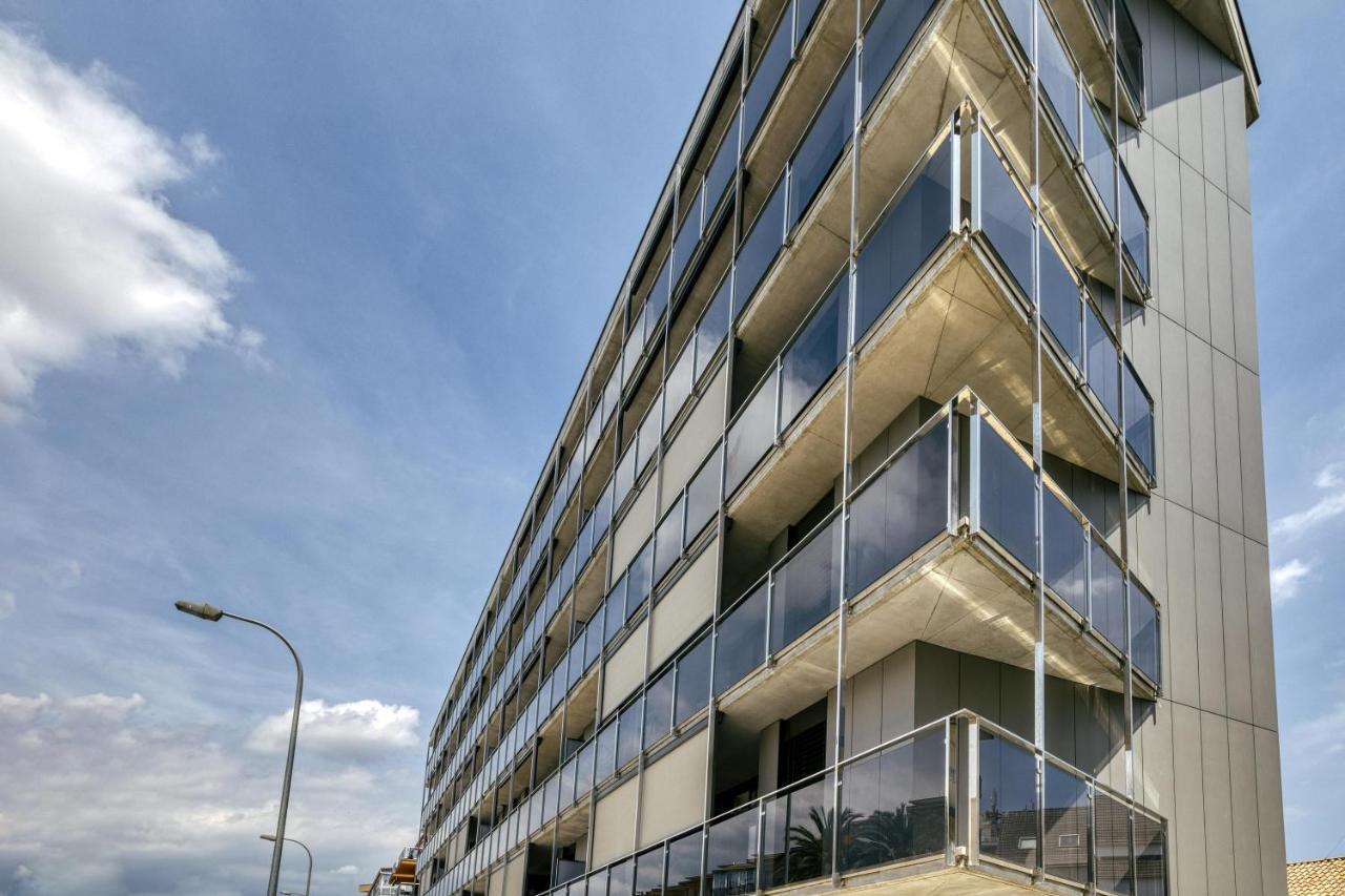 Murtra Apartment โรเซส ภายนอก รูปภาพ